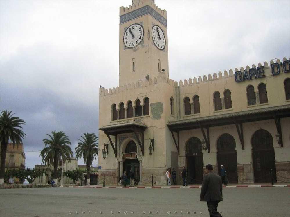 VOYAGE a ORAN du 30-06 au 6-06 2008 (20).jpg